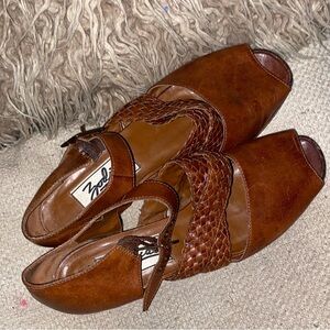 90s Zodiac Tan Peep-Toe Mules for Women